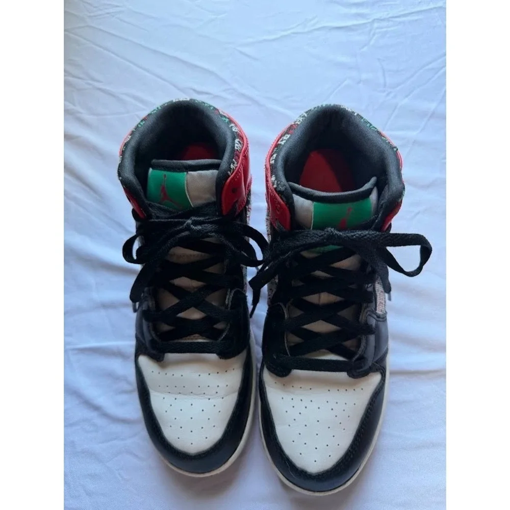 Nike stylish mid